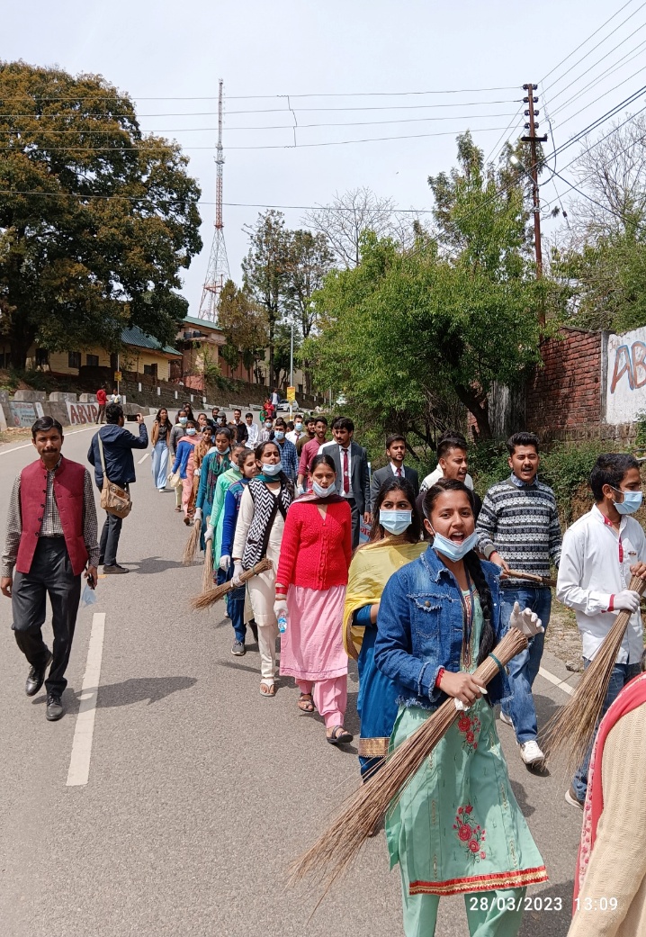Dhauladhar Cleanliness 1