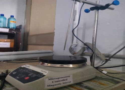 MICROPROCESSOR CONTROLLED MAGNETIC STIRRER